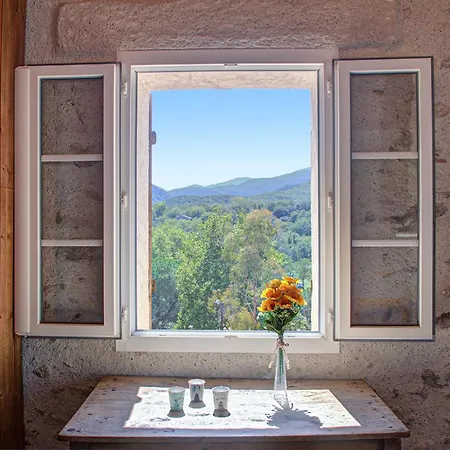 Piernas - Maison Renovee Avec Vue Montagne