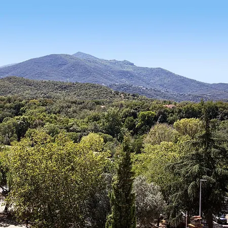 Дом отдыха Piernas - Maison Renovee Avec Vue Montagne Maureillas